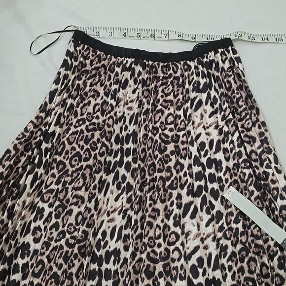 Something Pretty Pleated Animal Print Skirt M - Picture 4 of 8